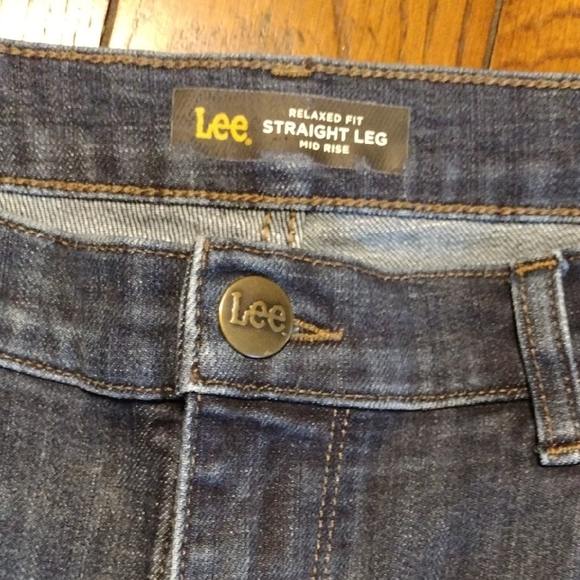 Lee Women's Straight Leg Blue Jeans - Picture 2 of 10